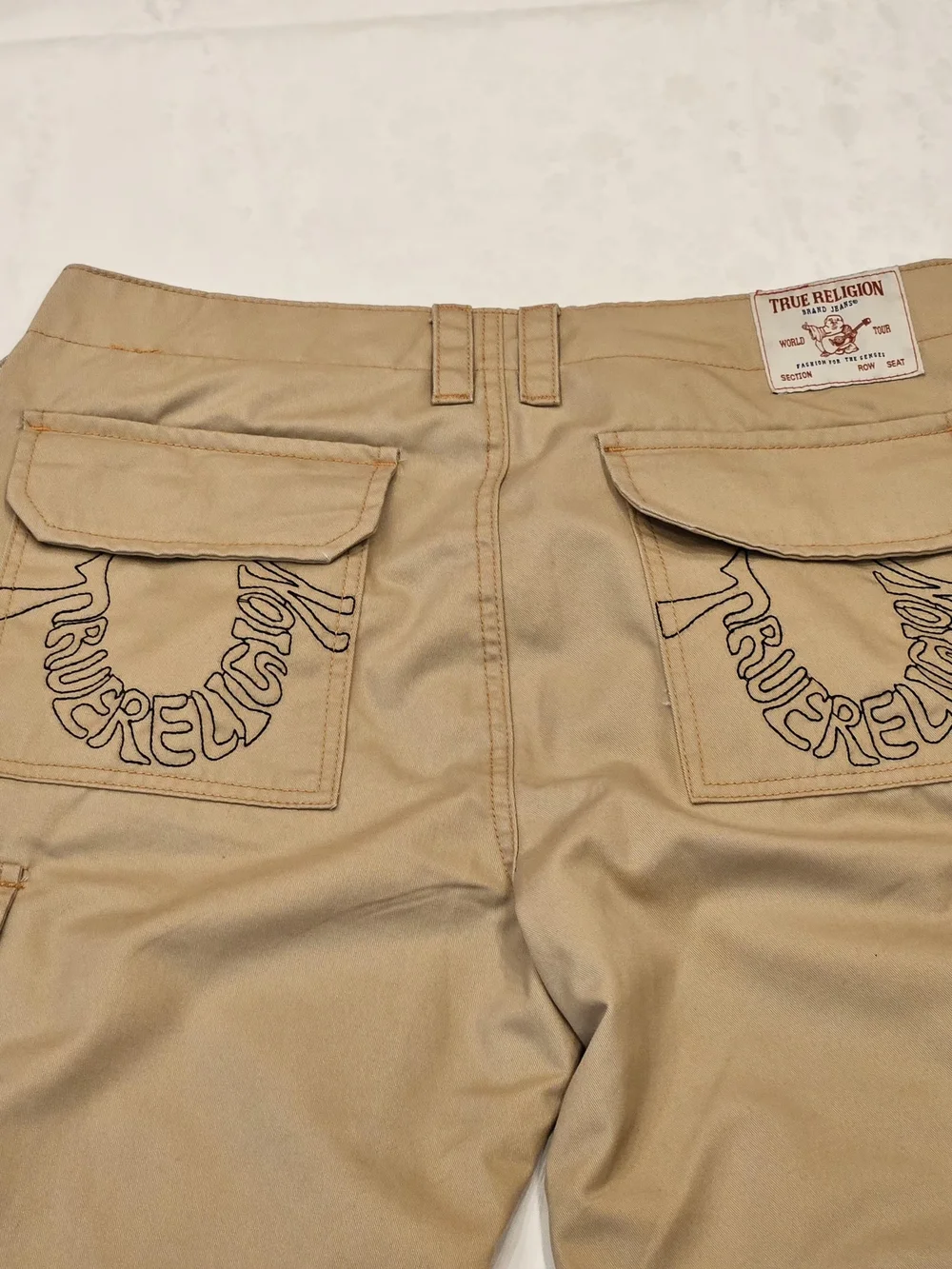 True Religion Men's Cargo Pants Size 31 Khaki Beige Khakis Embroidered Pockets - Picture 5 of 16